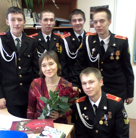  Татьяна Вячеславовна вместе с кадетами