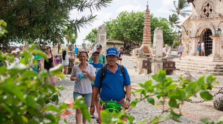 Одни туристы едут в Доминиканскую республику ради пляжного отдыха, других больше интересуют экскурсии.