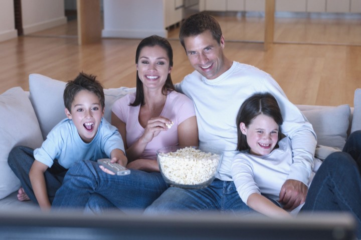 Совместный просмотр фильмов с детьми: возможность наладить отношения между поколениями