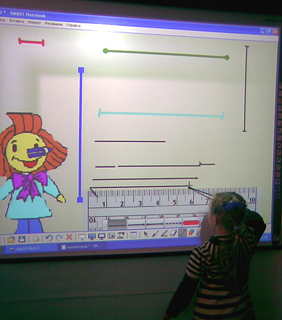 С появлением интерактивной доски учение стало более интересным.