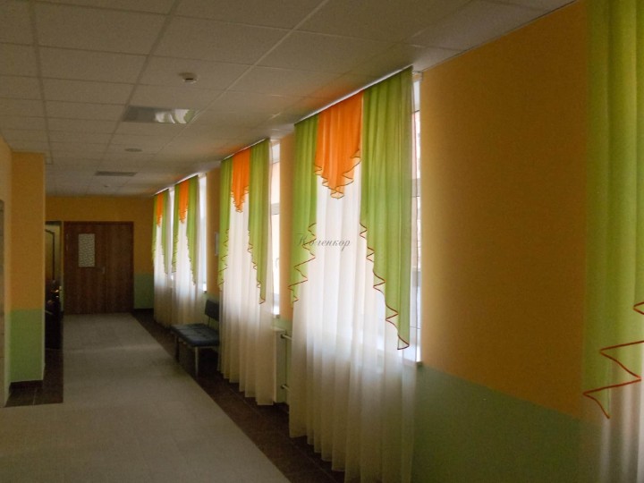 Как выбрать дизайн штор для школьного помещения. 
